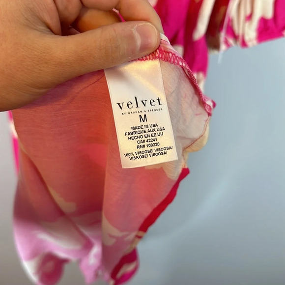 Velvet by Graham & Spencer Makena Twist Front Printed Dress NWT Size Medium - Picture 12 of 14